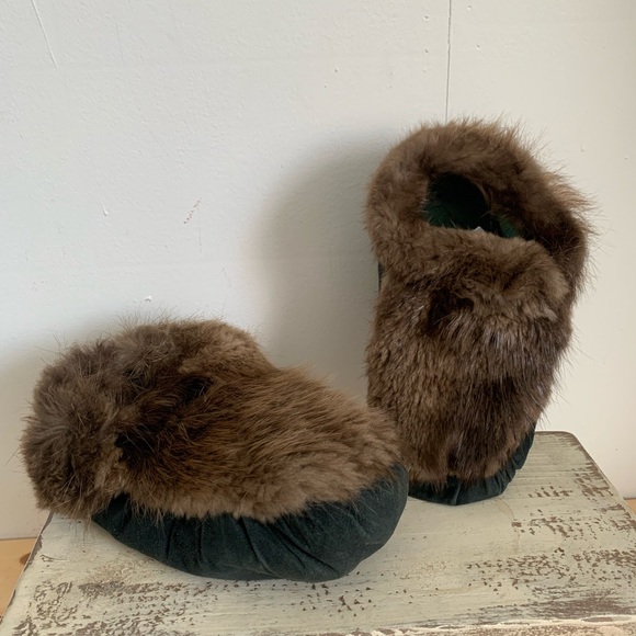 Handmade Shoes - Handmade Leather and Fur Moccasins-Cozy